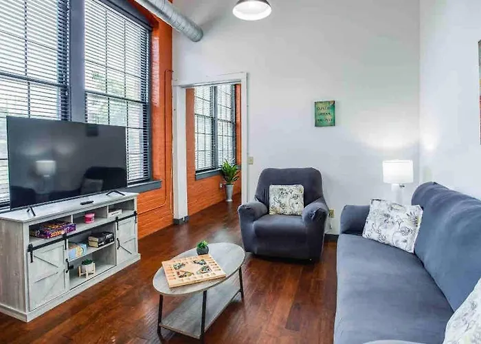 Ny Style Centric Loft With King Bed By Park Av.