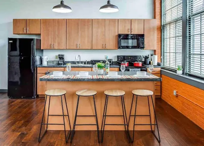 Ny Style Centric Loft With King Bed By Park Av.