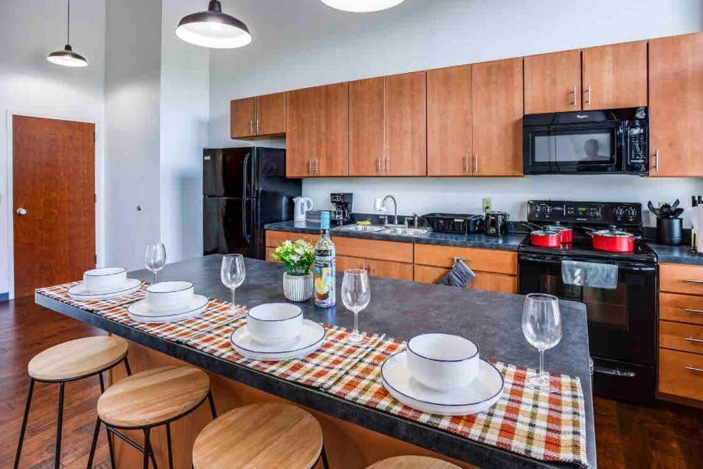 Apartment Ny Style Centric Loft With King Bed By Park Av. *